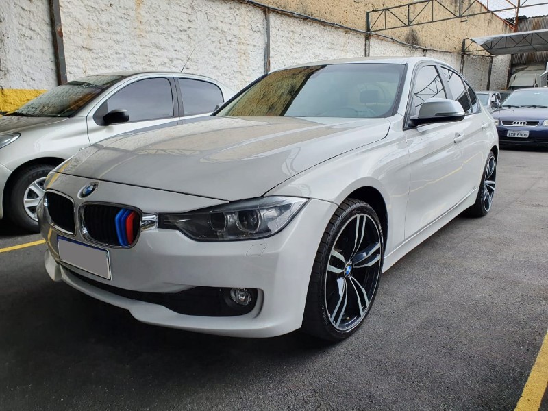 4539 - BMW 320I 3B11  2013/2014 BRANCA GASOLINA