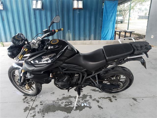 TRIUMPH TIGER 800XR