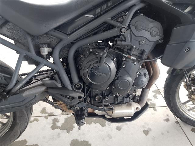 TRIUMPH TIGER 800XR