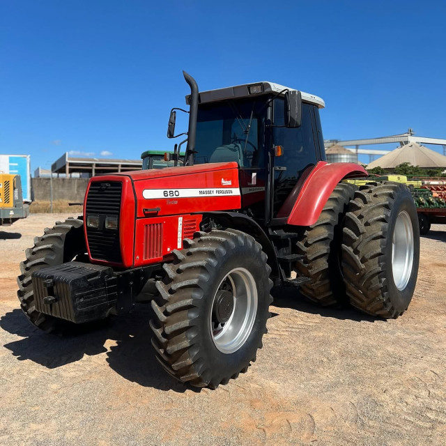 MASSEY FERGUSON 680 2003