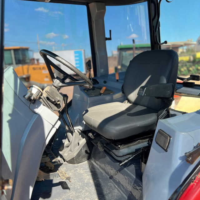 MASSEY FERGUSON 680 2003
