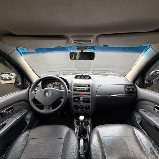 FIAT STRADA 1.8 MPI ADVENTURE LOCKER