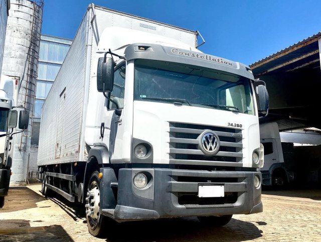 VOLKSWAGEN 24.280 CONSTELLATION